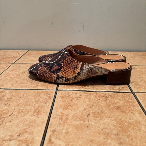 Madewell Alicia Snake Embossed Leather Mules Size 8.5 - Picture 3 of 9
